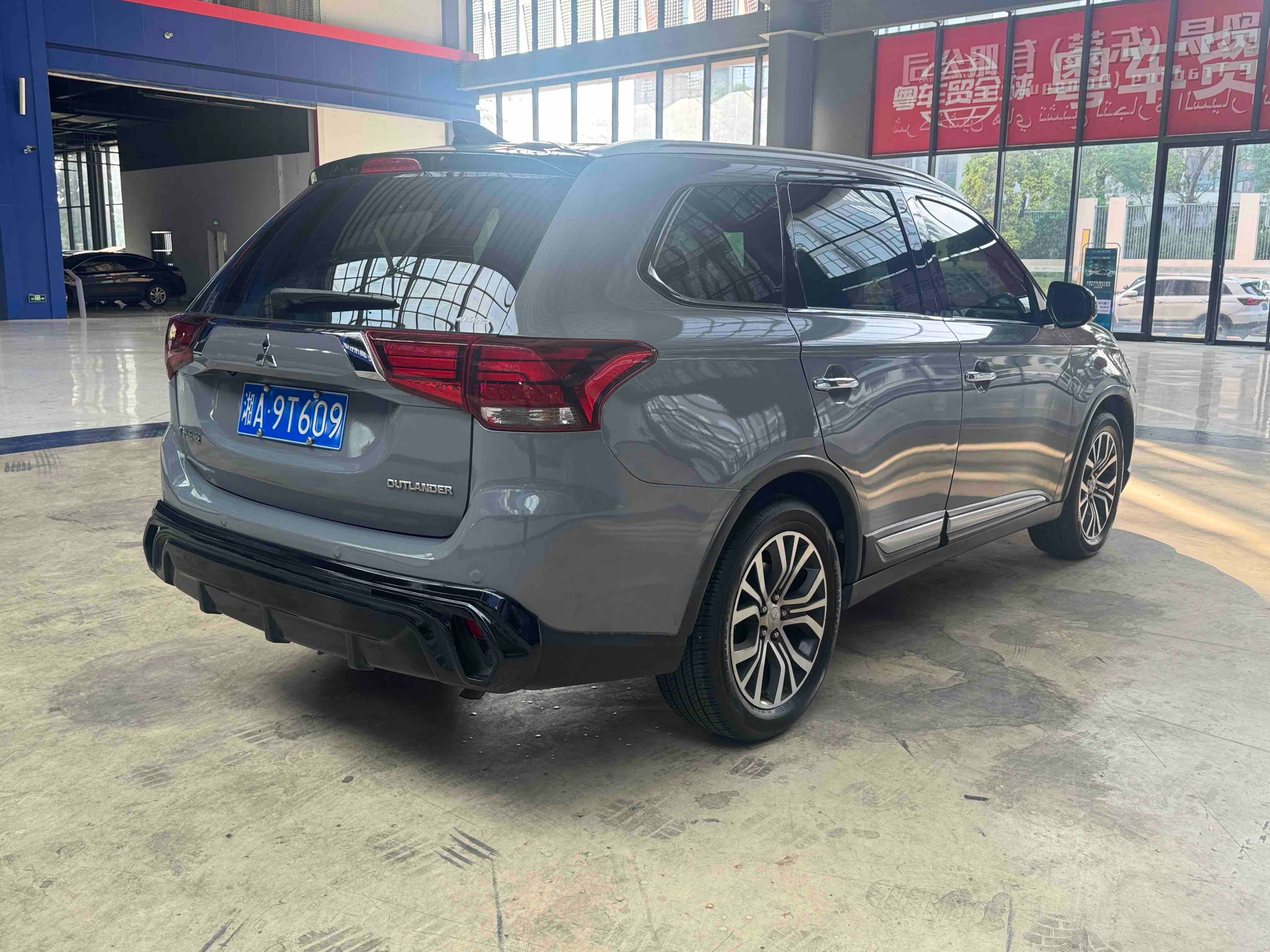 Used Mitsubishi Outlander 2018 2.4L 4WD Elite Edition 5 Seat Compact SUV