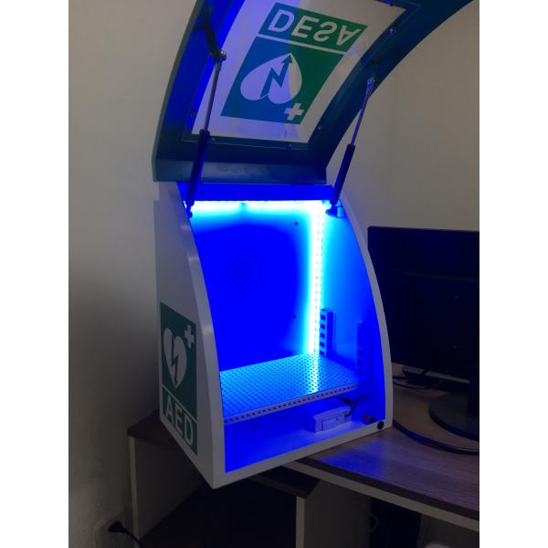 CE одобрил Curvy шкаф дефибриллятора стены AED с прокладкой Ilumination СИД