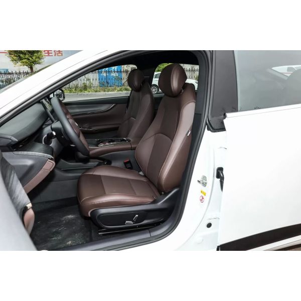 Changan Qiyuan A05 2025 70km Beyond Edition Electric Sedan with Electric Adjustment and Heating