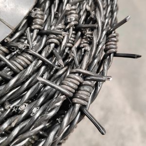Galvanized Barbed Chain Link Fence 200m 500m Chain Link Fence Razor Wire