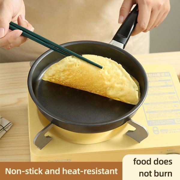 High Quality Gas Stove Iron Flat Bottom Pan Mini Fry Pans Nonstick Frying Pans For Cooking