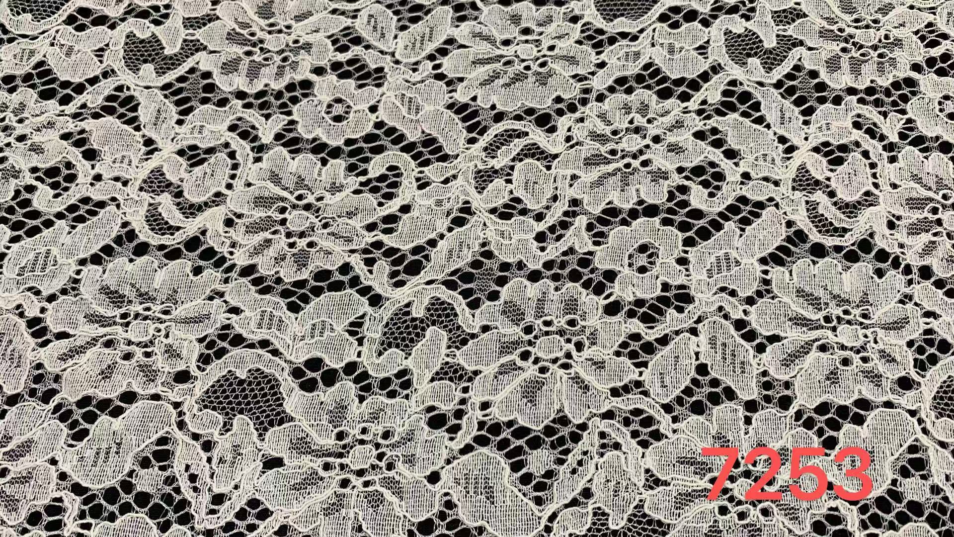 wholesaler Retro Leaf Floral Lace Fabric, Premium Nylon Mesh Lace Material for Women Dress & Apparel Decoration
