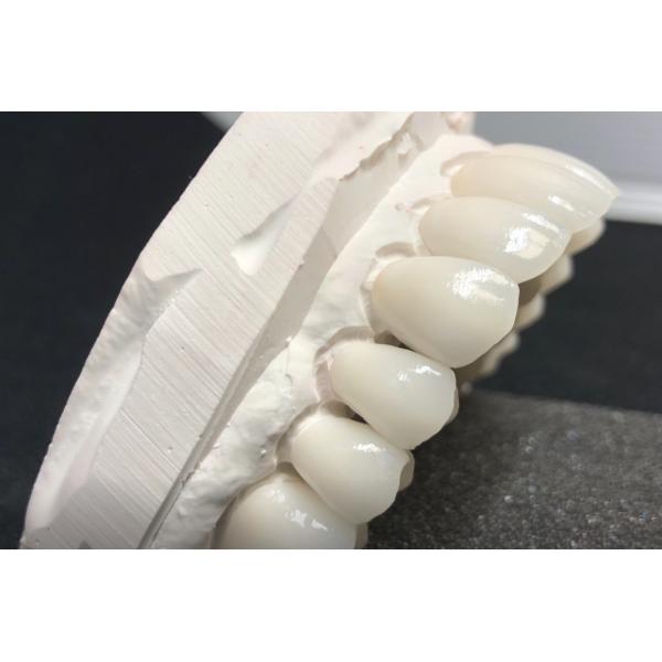B1 D98*12mm Multilayer Zirconia Disc Dental For Open System 16 Shades