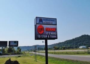 High Refresh Rate Outdoor Fixed LED Display P10 1R1G1B 6500nits IP65 Rate