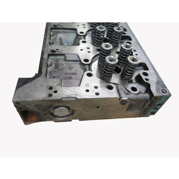 VOLVO D12D Cylinder Head Assembly