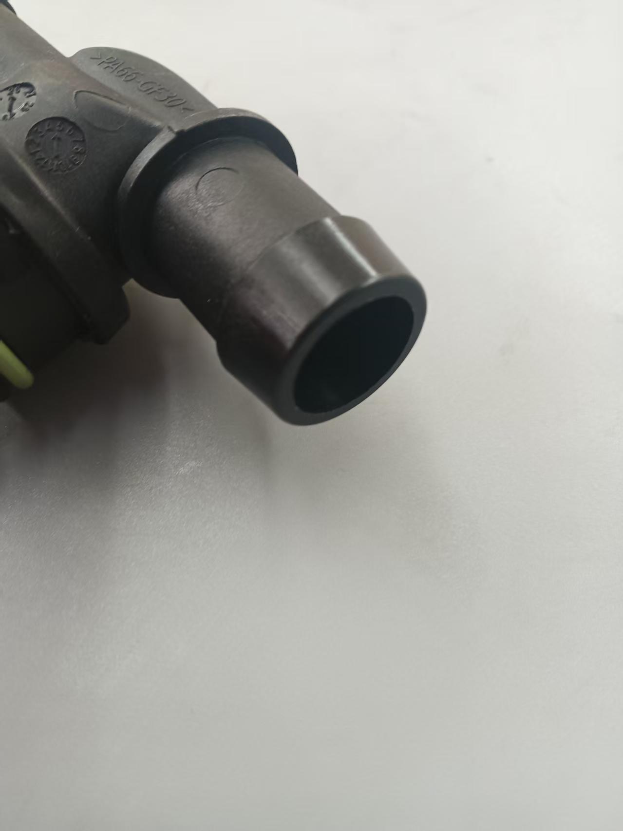 High Quality Crankcase PCV Valve 03F103175A for FAW Audi A1