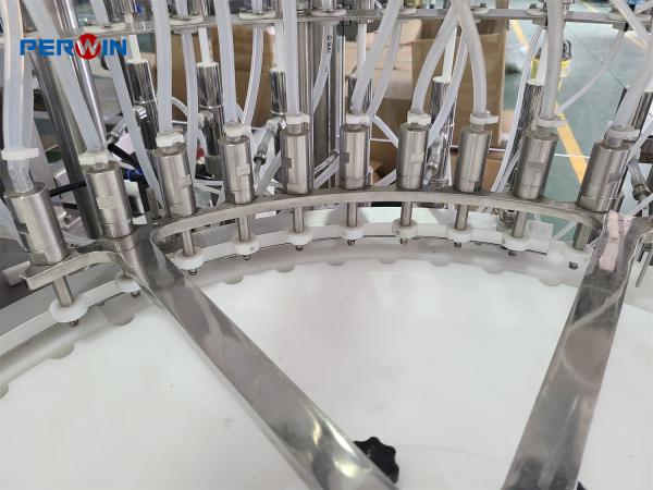 Ligne de remplissage du flacon d'air comprimé PLC Bus Control Construction en acier inoxydable