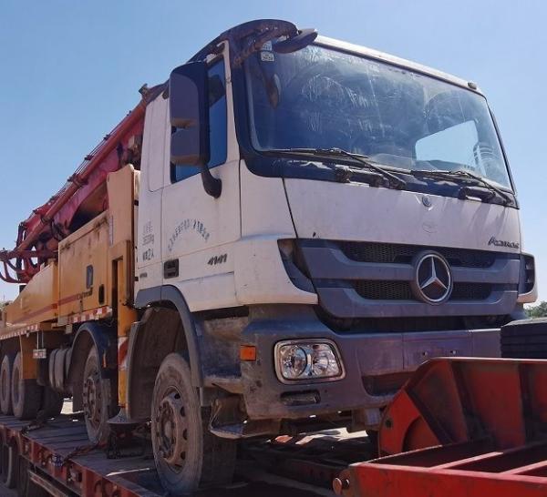 Pompes à béton d'occasion Orange Putzmeister 46m 56m Camion pour le mélangeur