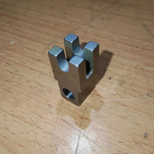 Dual Layer Stop Plate For High Speed Nylon Zipper Forming Machine
