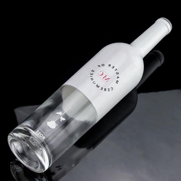 Custom Bottle 750ml White Spray Paint Whisky Vodka Empty Glass Bottle With Cork