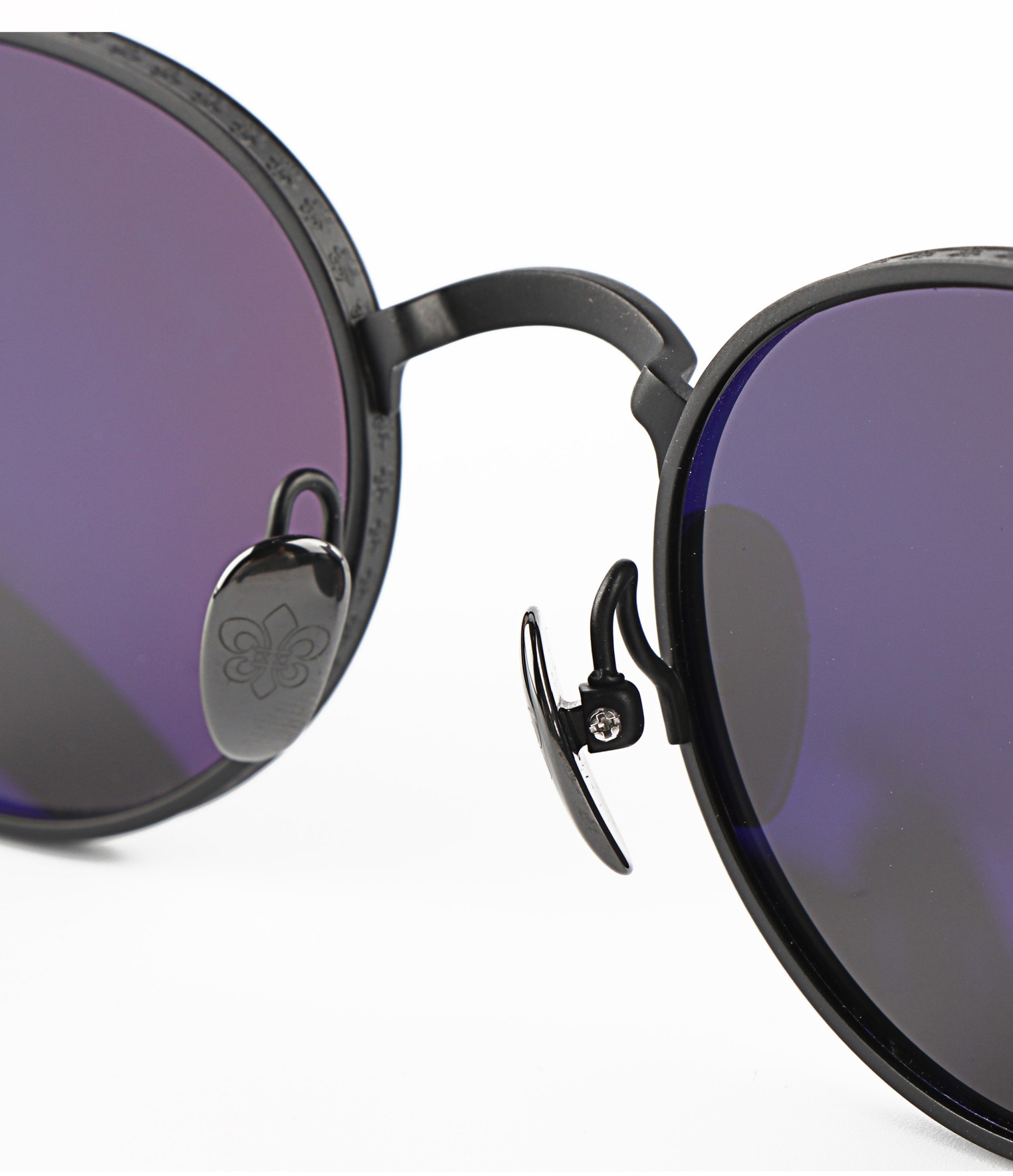 China Wholesaler 2026 Dream Color Spectacle Lenses Old Fashion Designer Biker Beach Luxury Materials Sunglasses Design Service