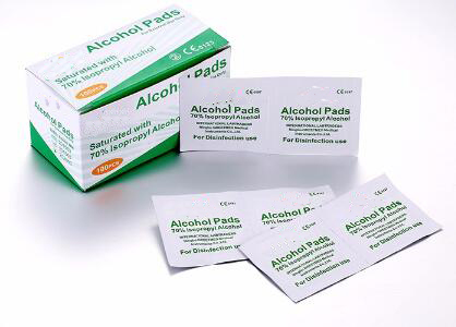 Non - Woven 70% Isopropyl Alcohol Cleaning Wipes 65x30mm / 60x60mm For Skin Care