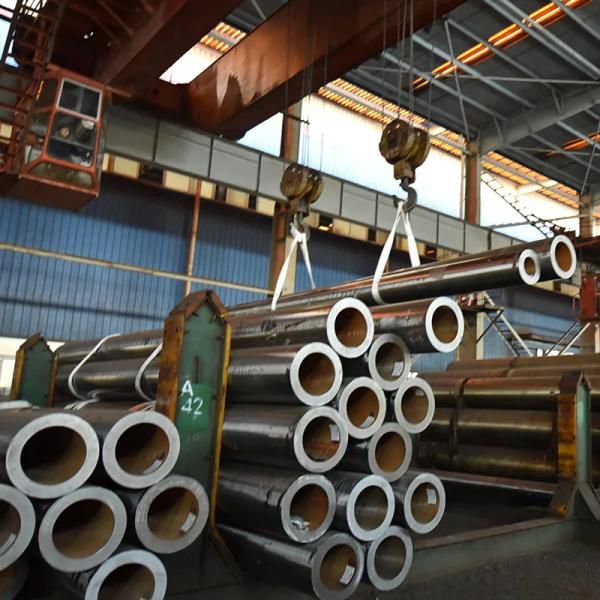 ASTM A335 P11 P22 P91 SCH80 6 tubulação sem emenda de aço de liga em volta da tubulação de aço laminada a alta temperatura