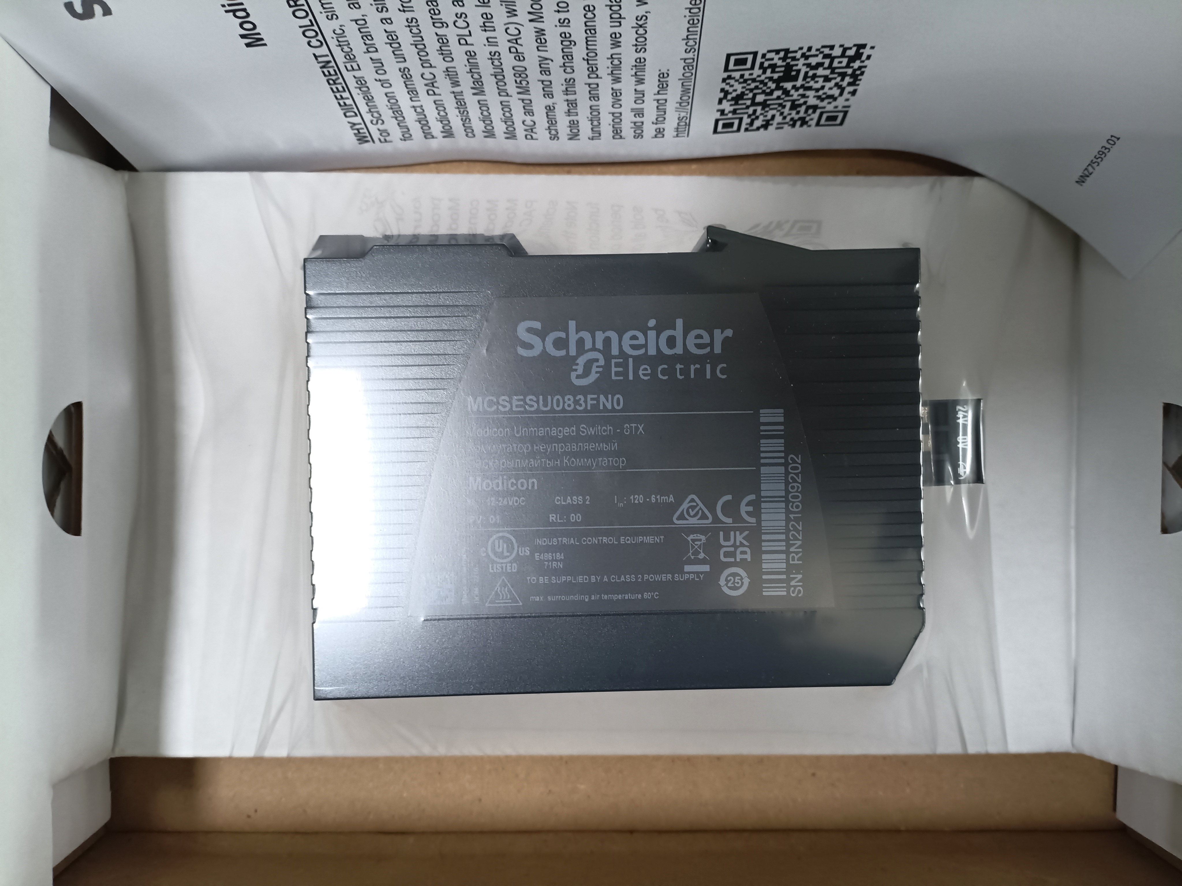MCSESU083FN0 Schneider Network Switch Modicon Networking Standard Unmanaged 8 портов для меди