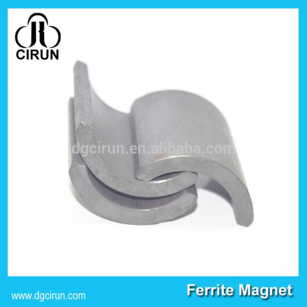 O arco segmenta ímãs permanentes da ferrite 52.12X50.18X7.27mm para a durabilidade alta dos motores industriais