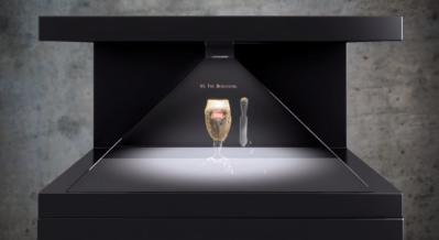 Unidade de exposição completa da pirâmide do holograma da definição de HD na exposição salão