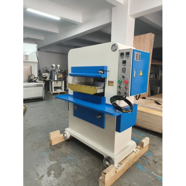 Semi-Automatic Leather Production Machinery Working Area 500*600mm Hydraulic Heat Press Upper Pu Leather Bag Embossing Logo Machine