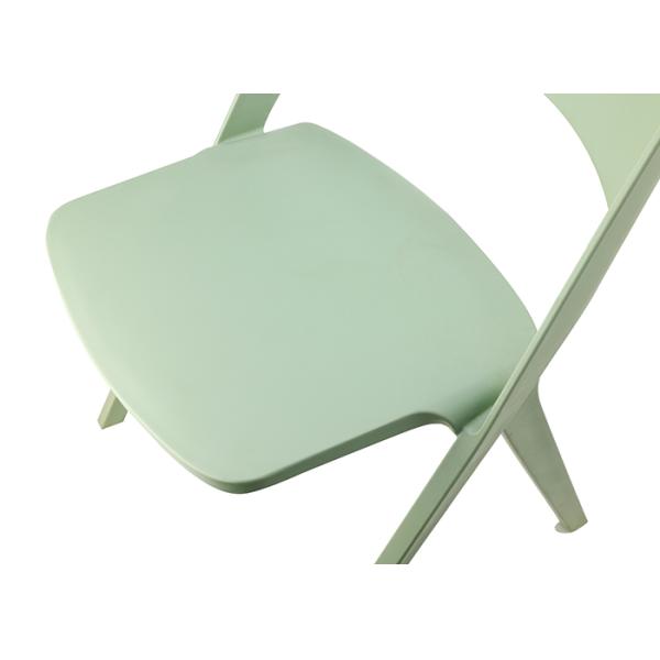 Scandinavian Coloured Plastic Dining Chairs Stackable Polypropylene Lounge Chairs