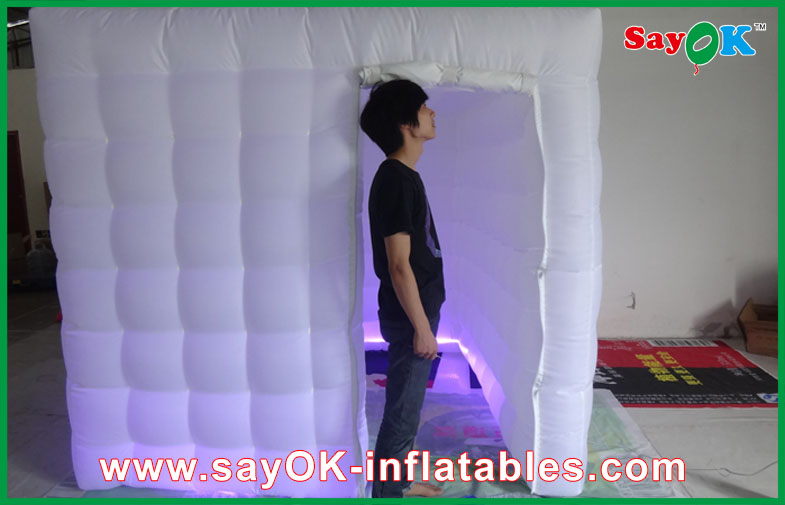 Раздувная ткань Photobooth студии 2.4m Quadrate сильная Оксфорд фото, большая раздувная будочка фото