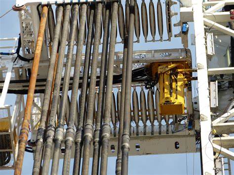 Custom Friction Welding Drill Pipe 102mm 114mm For Deep Water Well Drilling