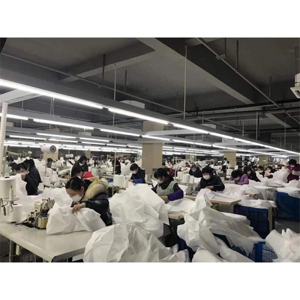 Single Use Disposable Safety Coveralls Protective Clothing Against Infection