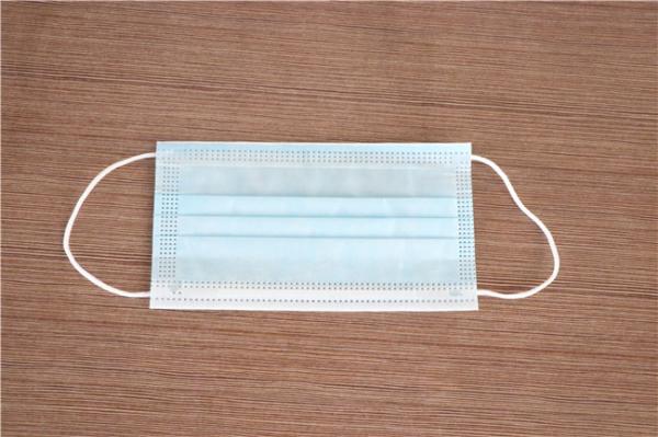 No Irritation Anti Flu Face Mask Low Respiratory Resistance Meltblown Non Woven Fabric