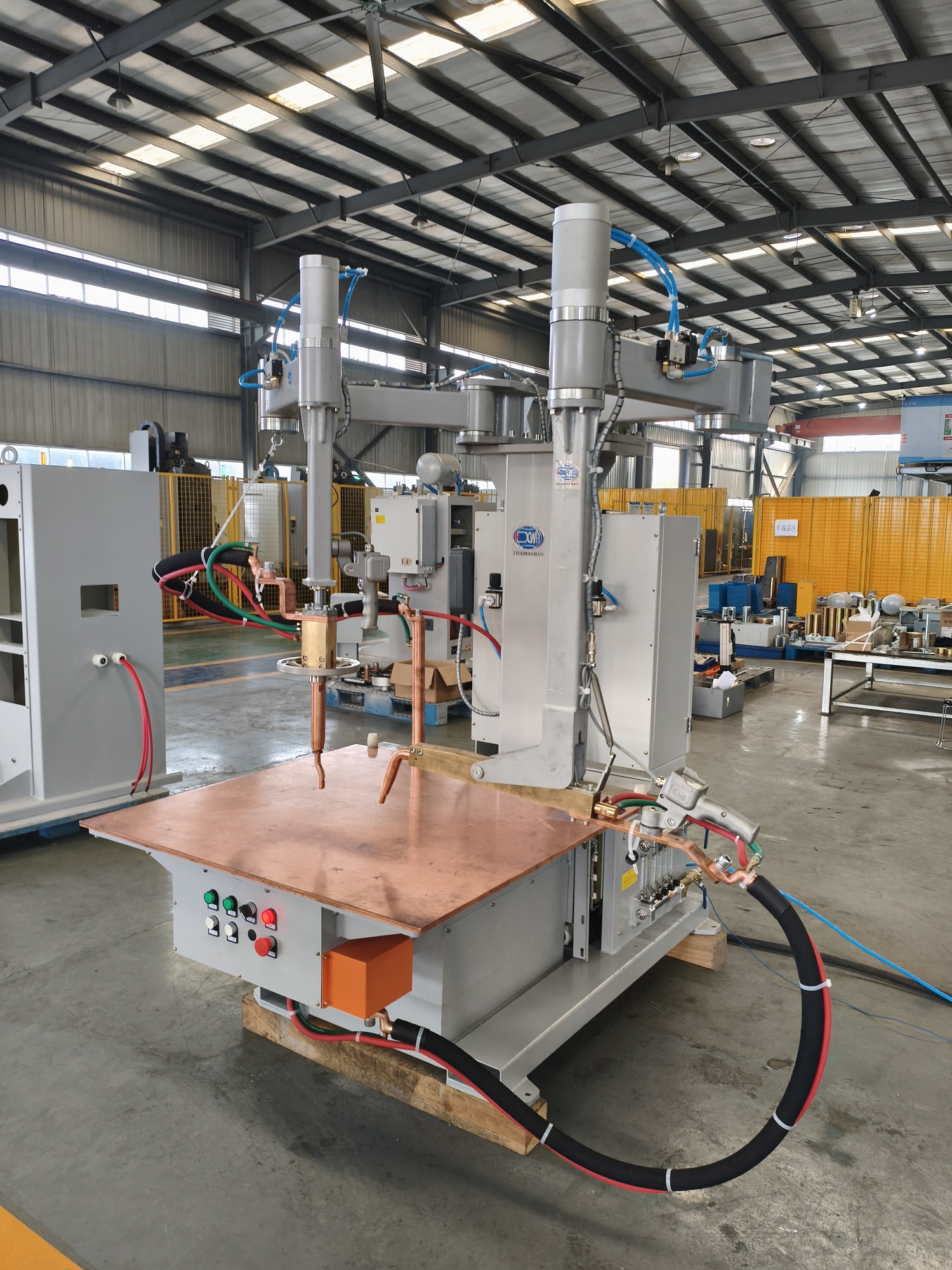 Medium Frequency Platform Spot Welding Machine for Sheet Metal Fabrication