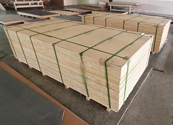 Glue Syply Formica Laminated Plywood Sheets Indoor E0 8x4 Plywood