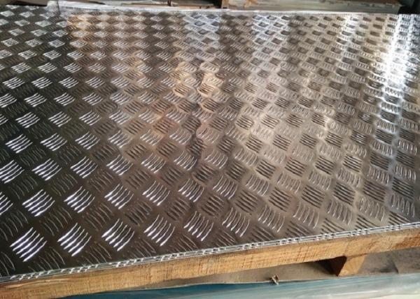 5052 H32 Aluminium Chequered Plate Coils Slip Resistance For Bus Body