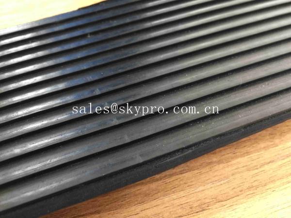 Feuille en caoutchouc stable de plancher de noir de Softextile de tapis de vache résistante au feu en caoutchouc à cheval