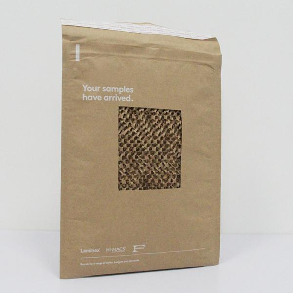 Compact Honeycomb Paper Mailer Portable Lightweight Eco Paper Pouch Envelopes 10x18cm