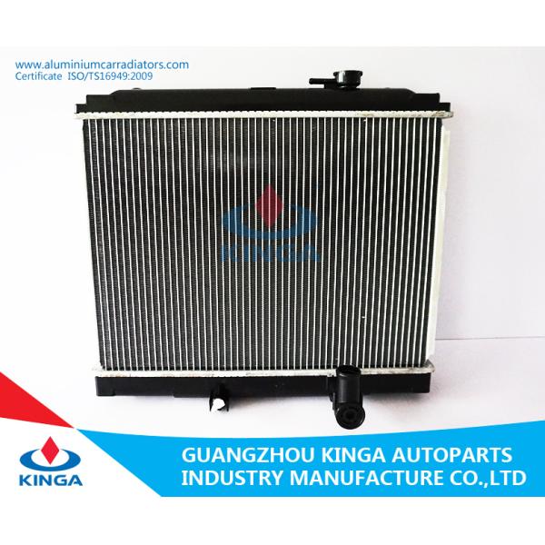 Replacement Toyota Radiator Finish Toyota Sienna' 95-98 MT Aluminum Auto Radiators