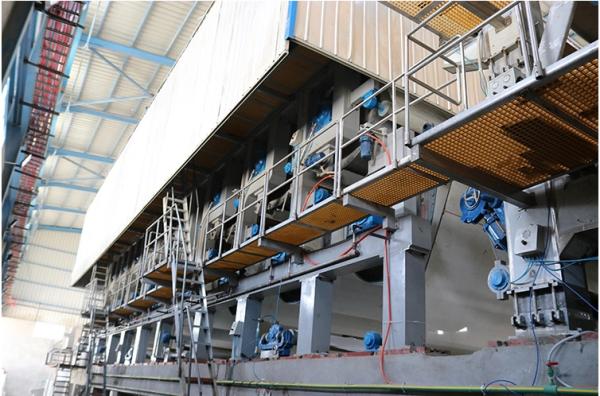 máquinas do papel de embalagem de 2200mm que reciclam os moinhos 40t/D do cartão