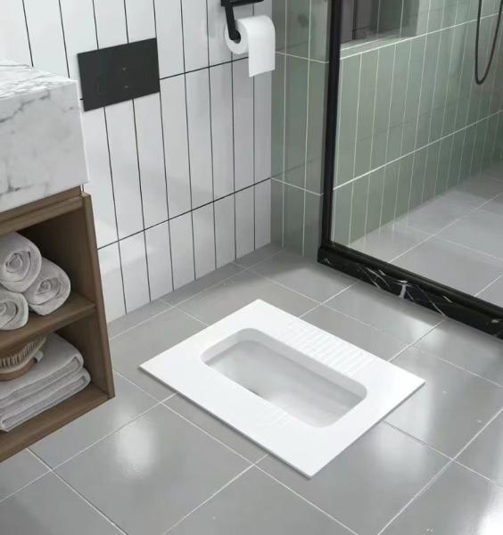 Plastic Inbuilt Flush Tank with Stainless Steel Flush Pipe Efficient Design