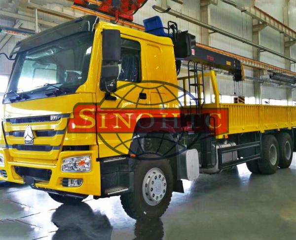 6x4 Truck Mounted Hydraulic Crane , 10 Tons Lifting Load Truck Mounted Crane