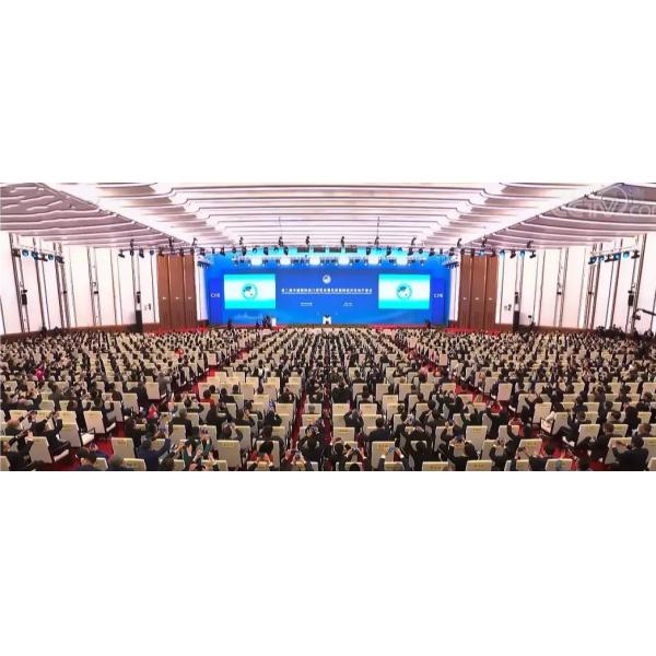 p2 p3 p4 p4 p6 p5 p8 INDOOR OUTDOOR FIXED INSTALLATION DOOH LED PANEL