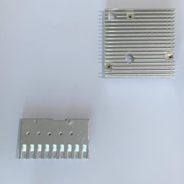 CNC Machined VGA Extruded Aluminum Heatsinks Copper Alloy Material