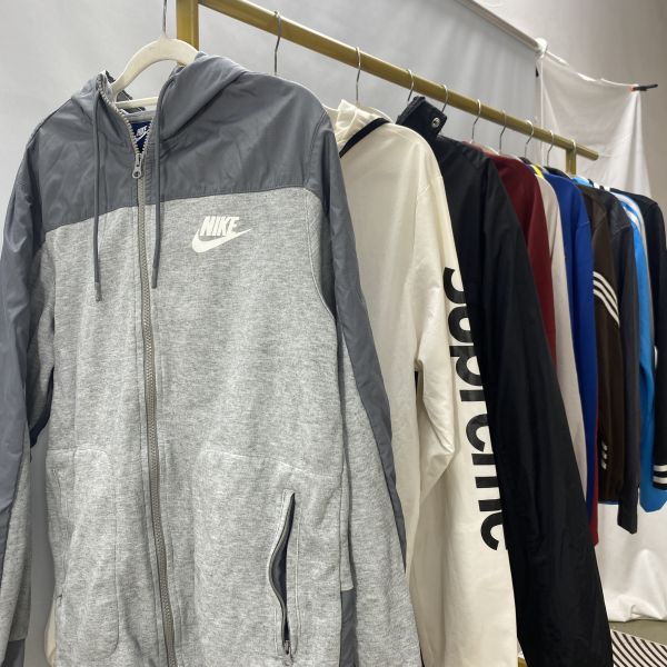 Mens Womens Second Hand Branded Jackets Windbreaker Jacket Used Luxury Clothes in Bales