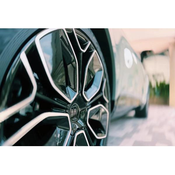 AVATR-11 2024 Dual Motor Electric Car with Panoramic Sunroof 555km NEDC Range and 200km/h High Speed Maximum Power 435kW