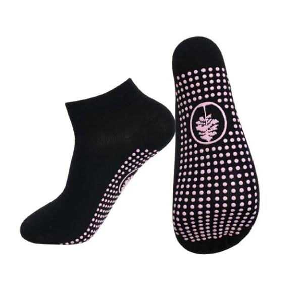 Ankle Grip Socks Non Slip/Anti Skid Trampoline Crew Socks for Boys Girls Toddlers Kids