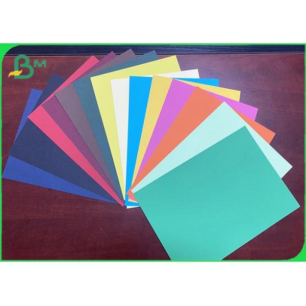 запаса карты цвета пурпура пинка 200gsm 250gsm доска Kraft красного оранжевого бумажная