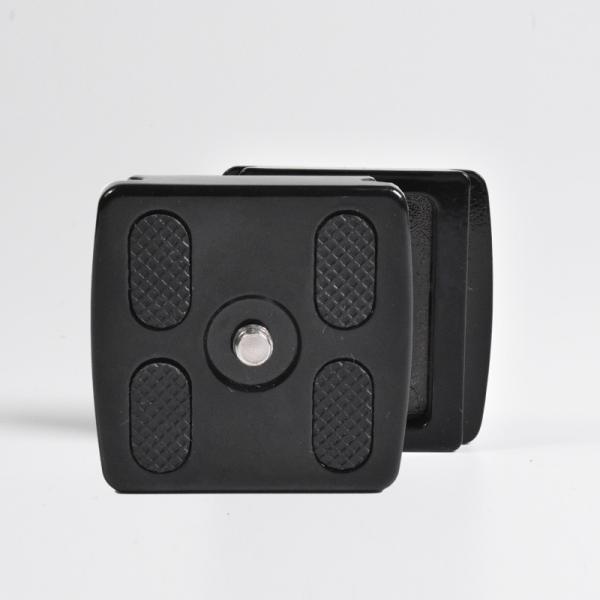 Aluminum Universal Quick Release Plate , 0.028kg Camera Tripod Mount Plate