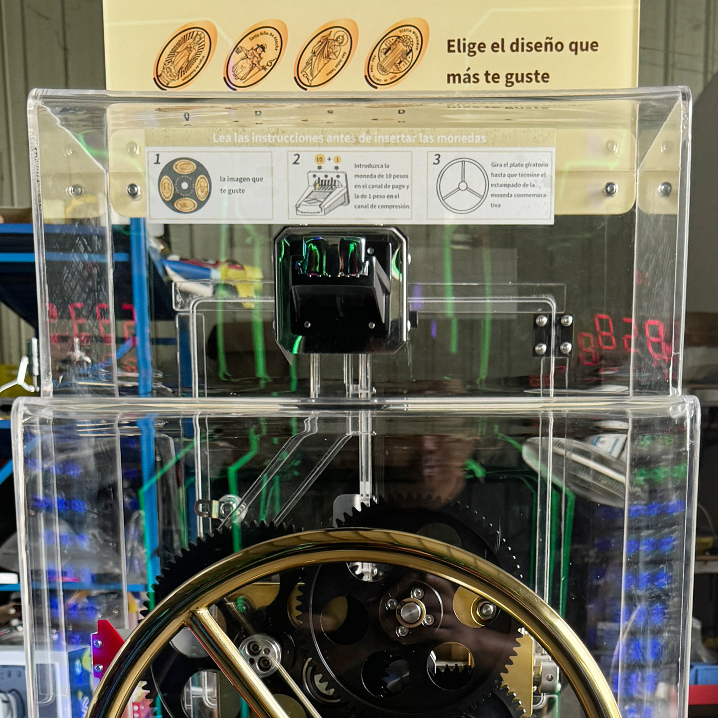 Mechanical No electricity peso coin Press Machine Manual Hand Wheel Operated Souvenir Coin Embossing Machine 0 Power Coin Equipment For Museum Tourist Spot Amusement Park Scenic Tour Gift Shop