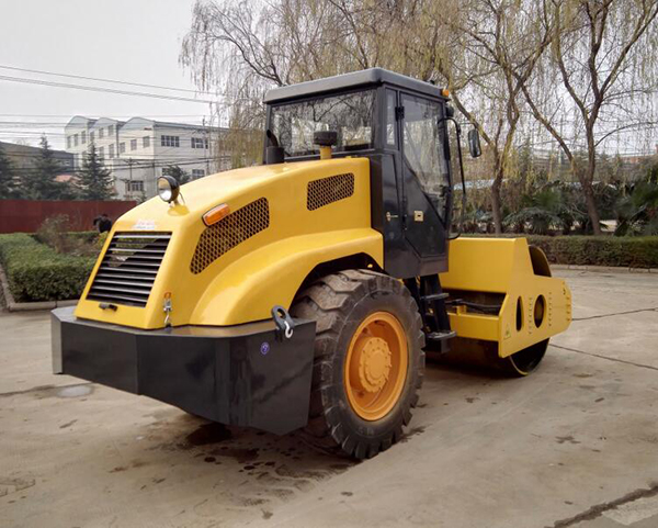 Сверхмощное строительство дорог оборудует машину ролика дороги барабанчика 10 тонн гидравлическую одиночную