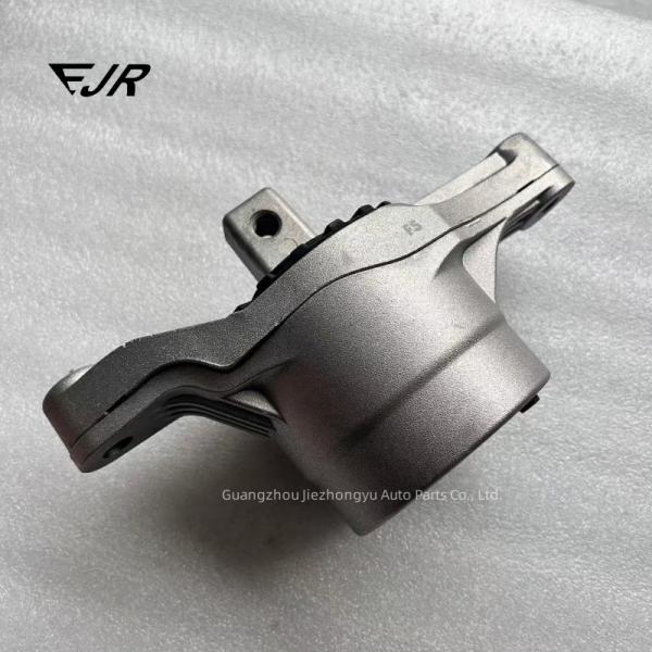 670003628 670003629 Automotive Engine Mounts For Ghibli Levante Quattroporte 3.0 BT V6 4WD