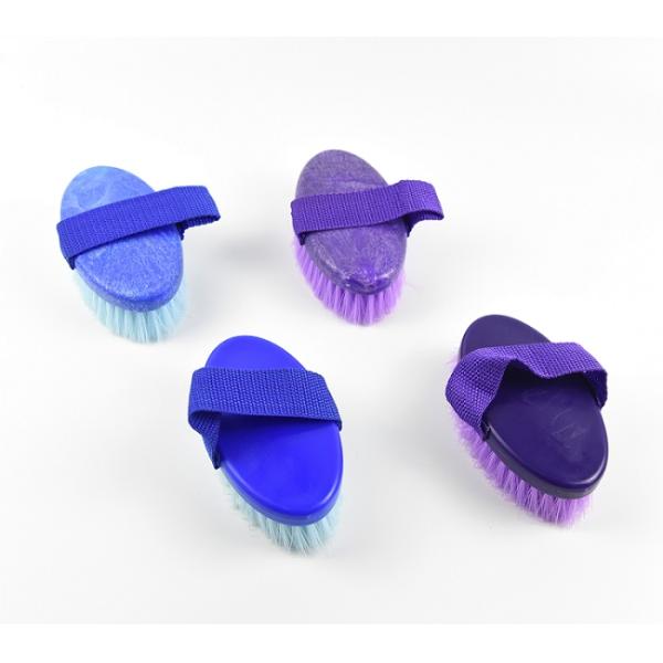 Plastic oval 13*7cm Horse grooming brush products with straight wire brush