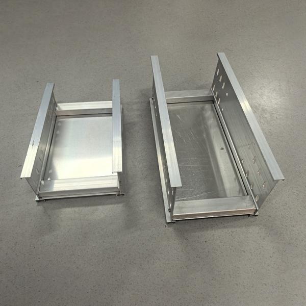 1.0mm-3.0mm Solid Bottom Type Cable Tray Anodizing Aluminum Alloy Indoor Outdoor