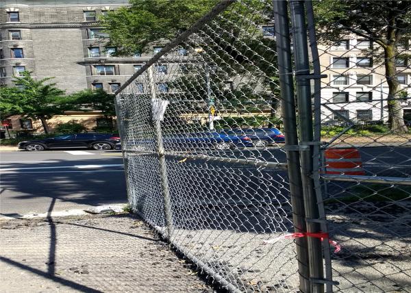 Portable 6ft X 12ft Temporary Chain Link Fence Diameter 2.5mm / 2.7mm