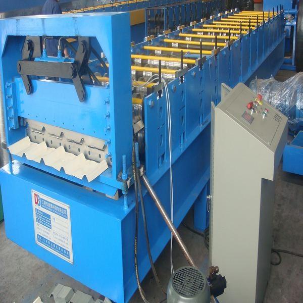 380V 50Hz 840 Roof Tile Corrugated Roll Forming Machine With Colored Steel Plate