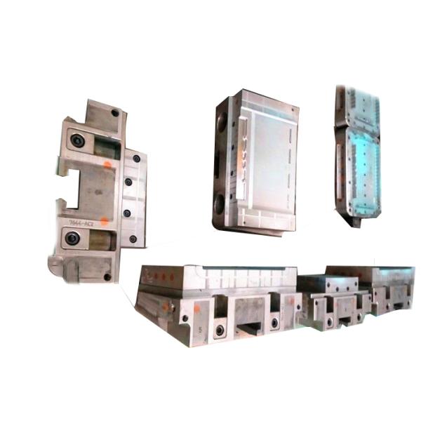 UPS Battery Container Plastic Molding Tools 0.01mm High Preicison Corrosion Resistance